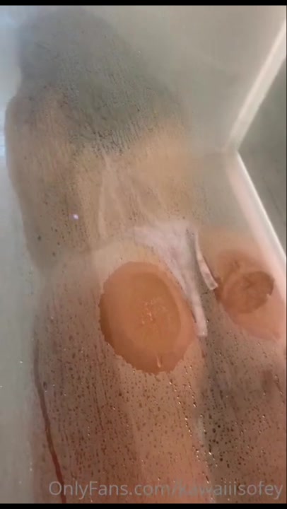 Aishah Sofey Onlyfans video naked on bathtub