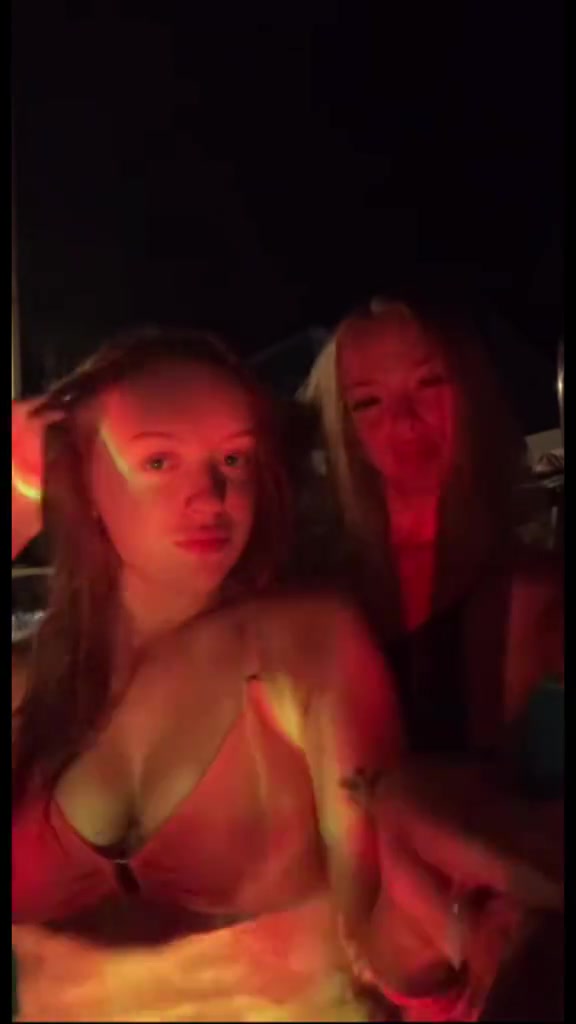 Julia Filippo Porn Video Naked On Pool