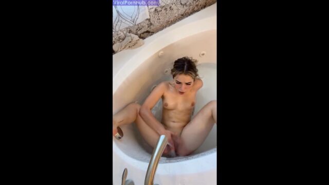 Jameliz – Jellybeanbrains Onlyfans Video Masturbate Bathtub