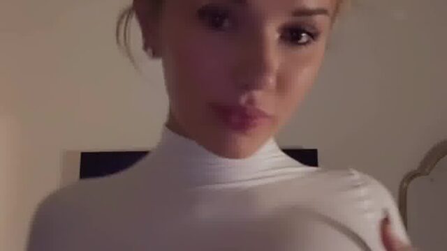 Breckie Hill Onlyfans Video Show Beauti Boob